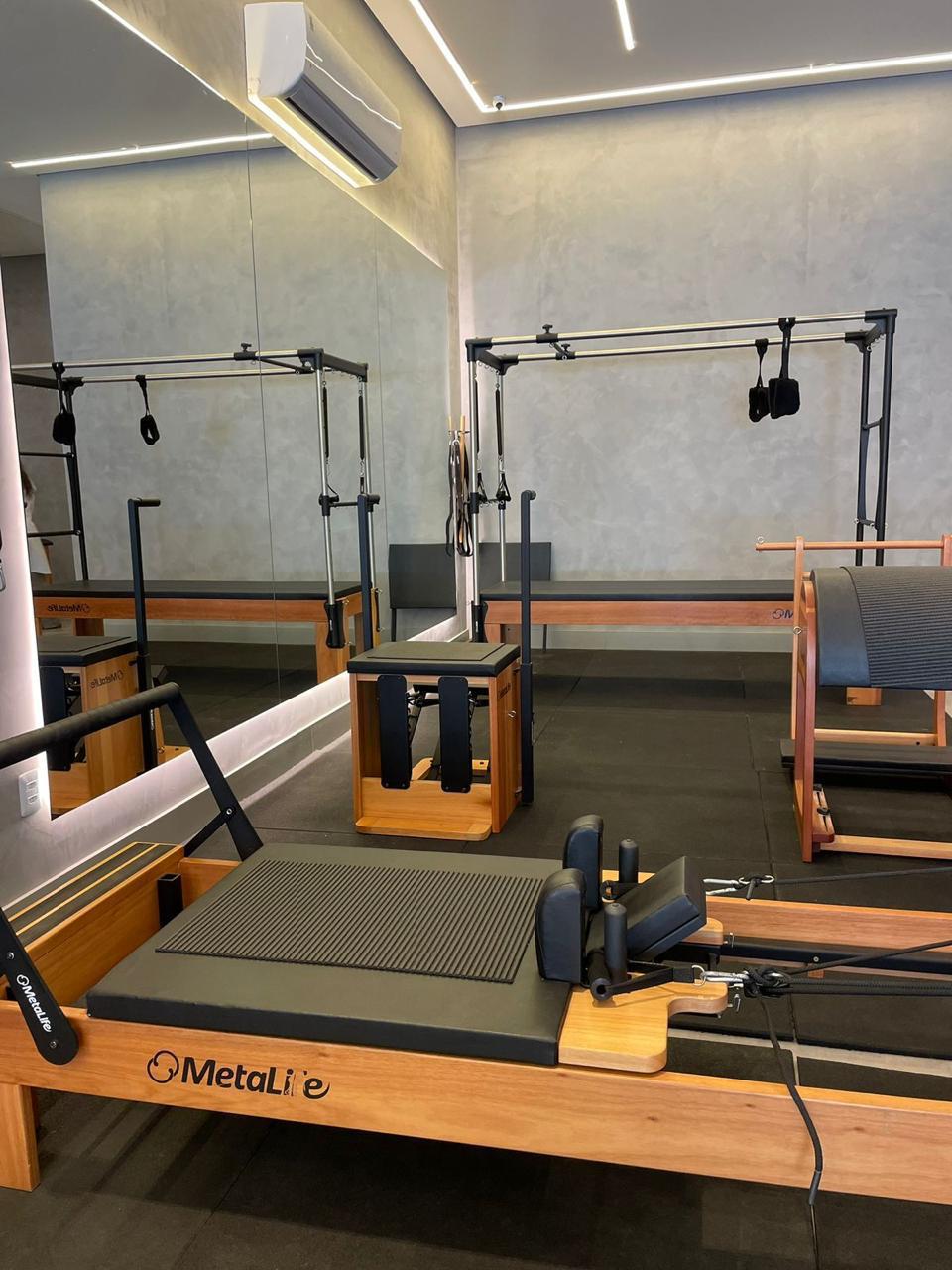 Reformer e cadeira de Pilates